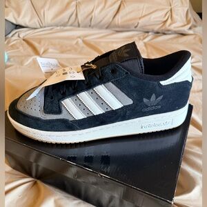 Adidas Men's Black and White Centennial 85 Low ADV